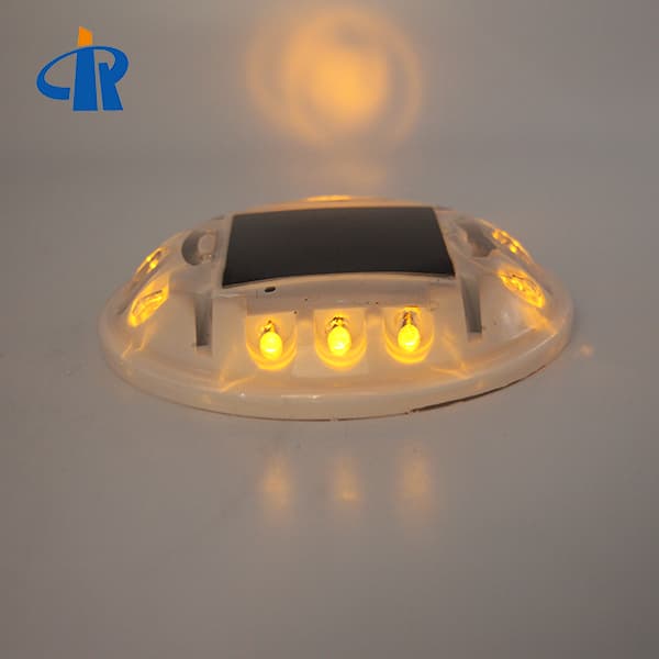 <h3>Solar Powered Road Stud On Discount-LED Road Studs</h3>
